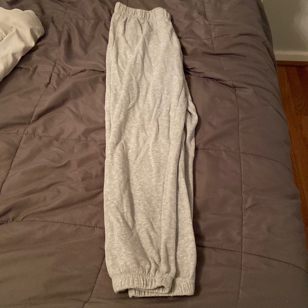 pacsun heather grey sweatpants
